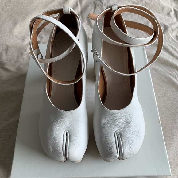 Maison Martin Margiela Shoes - Maison Margiela white double strap leather platform TABI